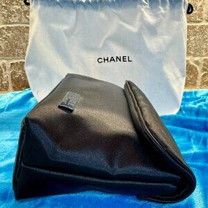 CHANEL Black Makeup Bag / Evening Bag, including CHANEL Cloth Dust Bag